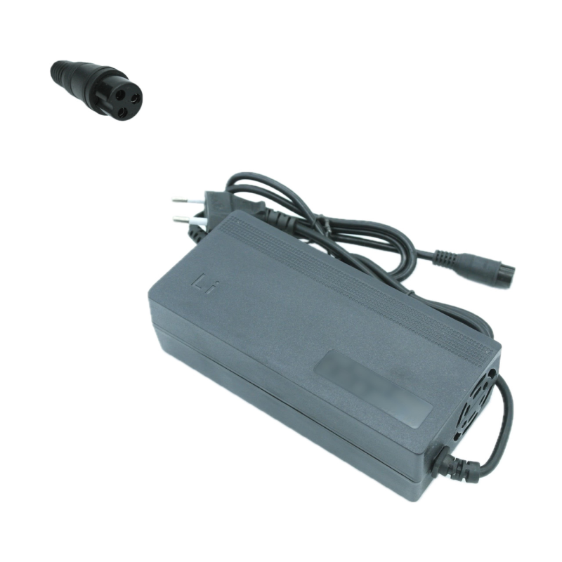 Зарядний пристрій 60V 3A (67.2V) GX12 Зарядний пристрій 60V 3A (67.2V) GX12